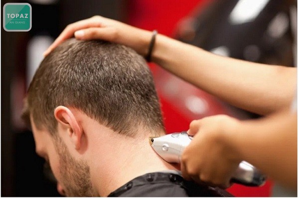 Tiệm cắt tóc Nam Kim Ý đứng trong danh sách Top 10 địa chỉ hớt tóc nam An Giang
