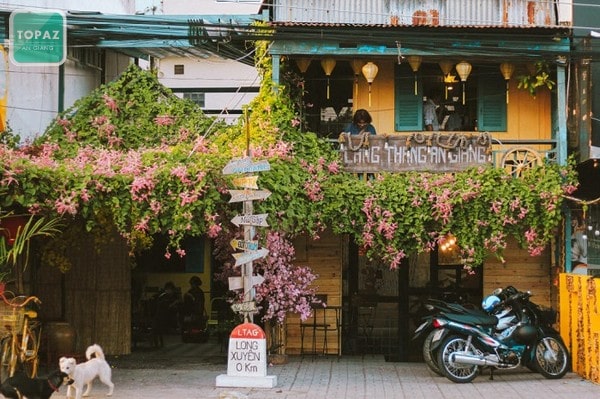 Lang thang An Giang là quán cà phê acoustic nổi tiếng tại Long Xuyên