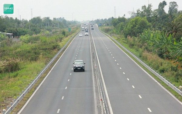 Tuyến đường này hứa hẹn sẽ mang lại nhiều lợi ích cho khu vực Đồng bằng sông Cửu Long, góp phần thúc đẩy phát triển kinh tế - xã hội và nâng cao đời sống của người dân.